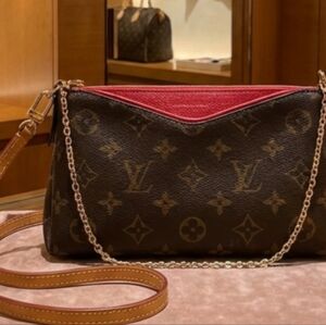 Dbl Authenticated Louis Vuitton Brown and Red Crossbody Bag Clutch